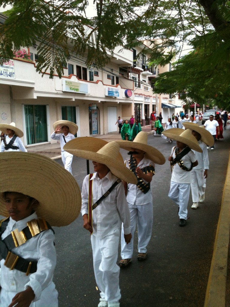 School parade in Playa del Carmen - local events